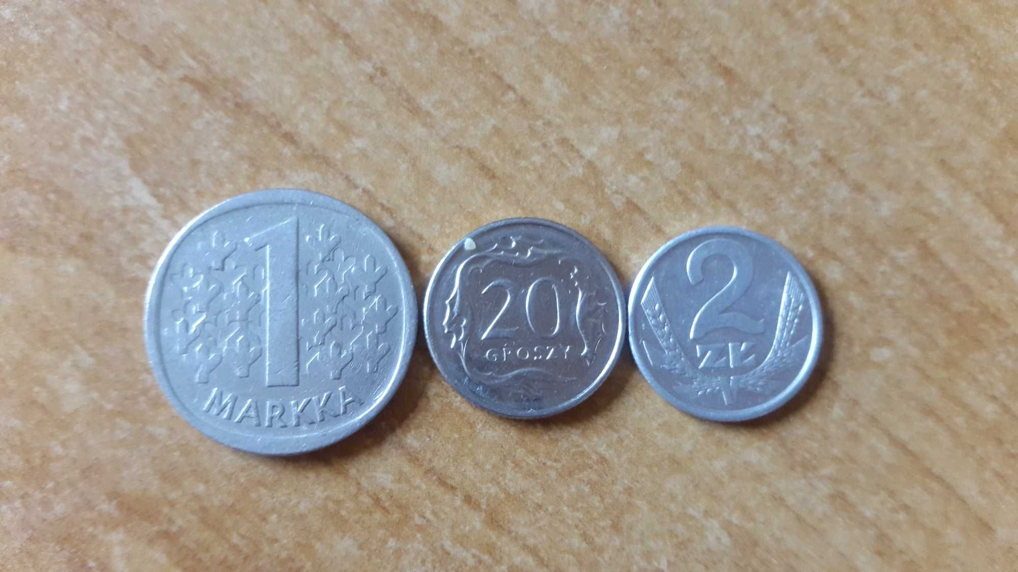 Монеты 1 марка 1971 Финляндия+ 20 грошей + 2 злоты 1989. Цена за три