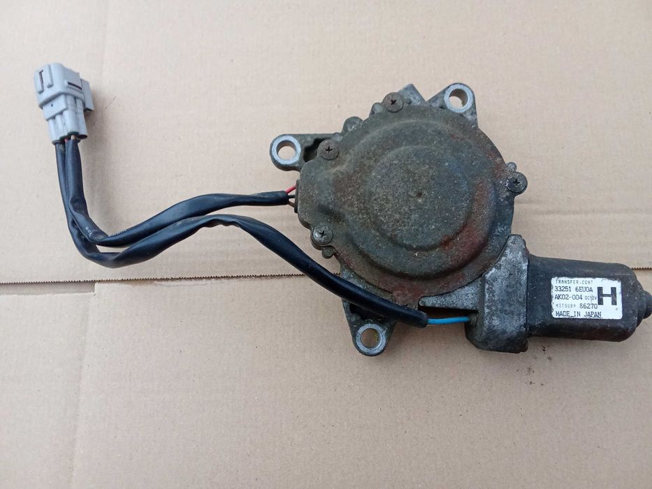 Suzuki grand Vitara II 2.4 nastawnik silniczek reduktora