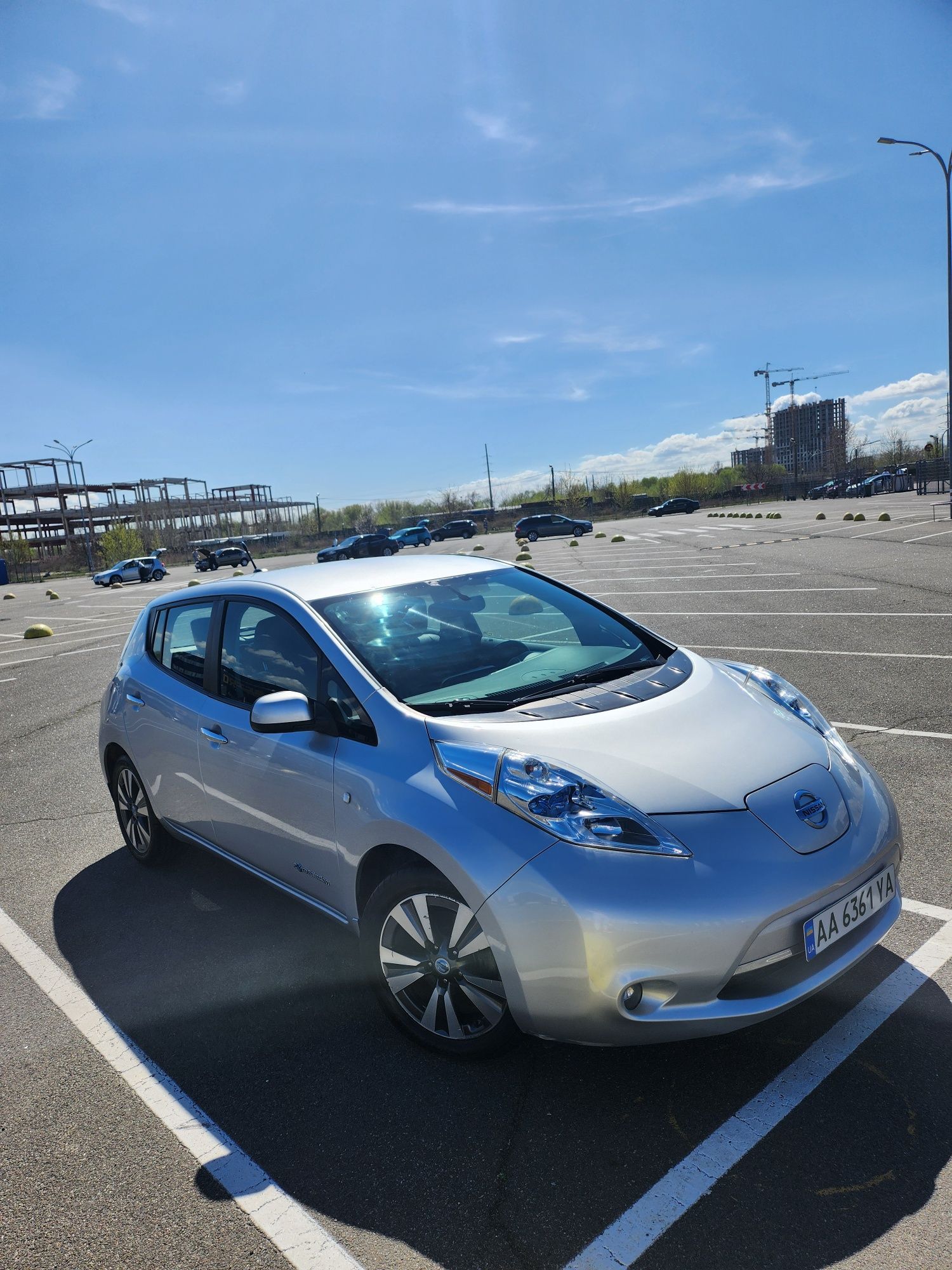 Продажа Nissan Leaf 2014