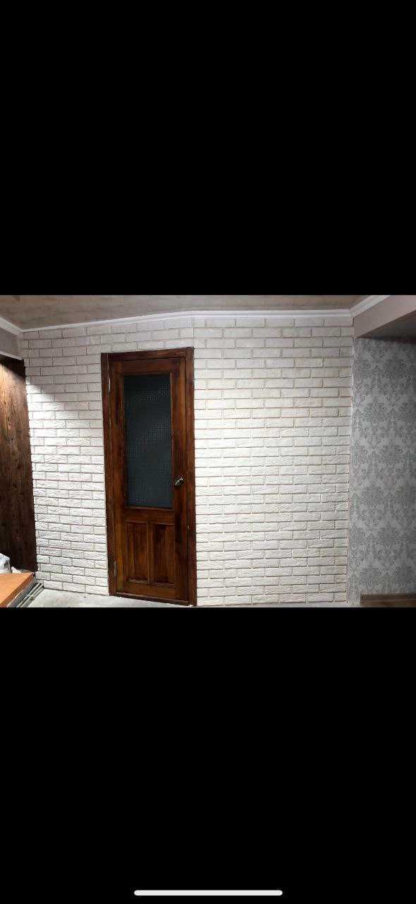 Продам пол дома с отдельным двором 9-Линия