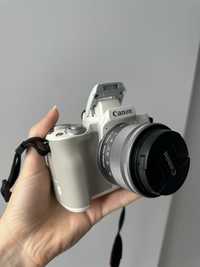 Canon EOS M50 фотоапарат