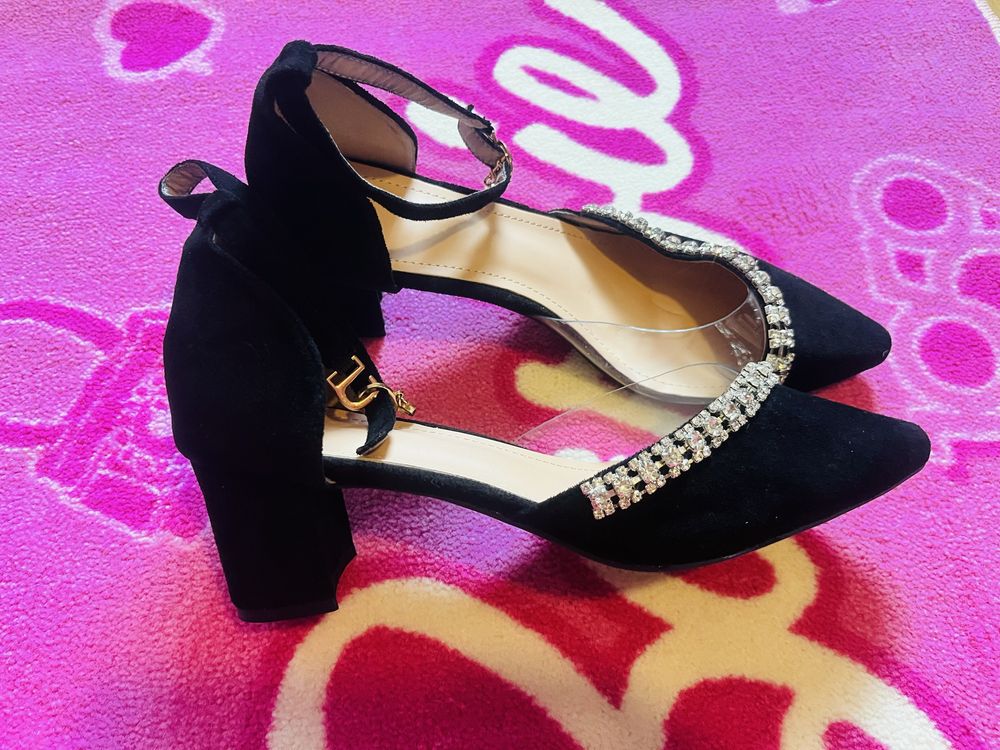 Sliczne nowe eleganckie buty cyrkonie 41 :)
