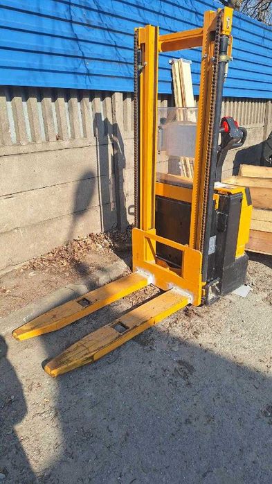 Wózek elektryczny Jungheinrich EJC L10, udźwig 1 t