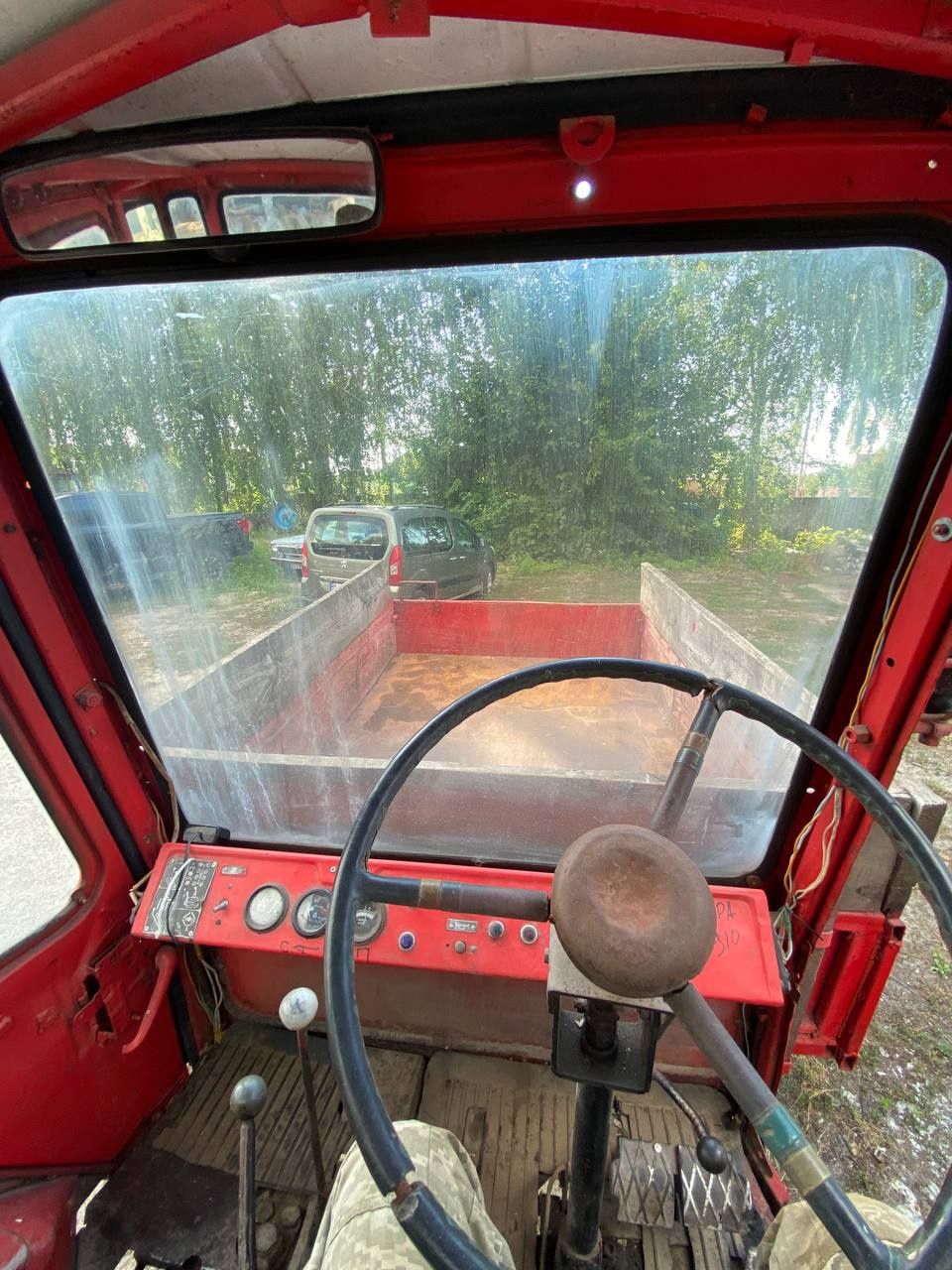 Продам трактор Т16 попрошайка