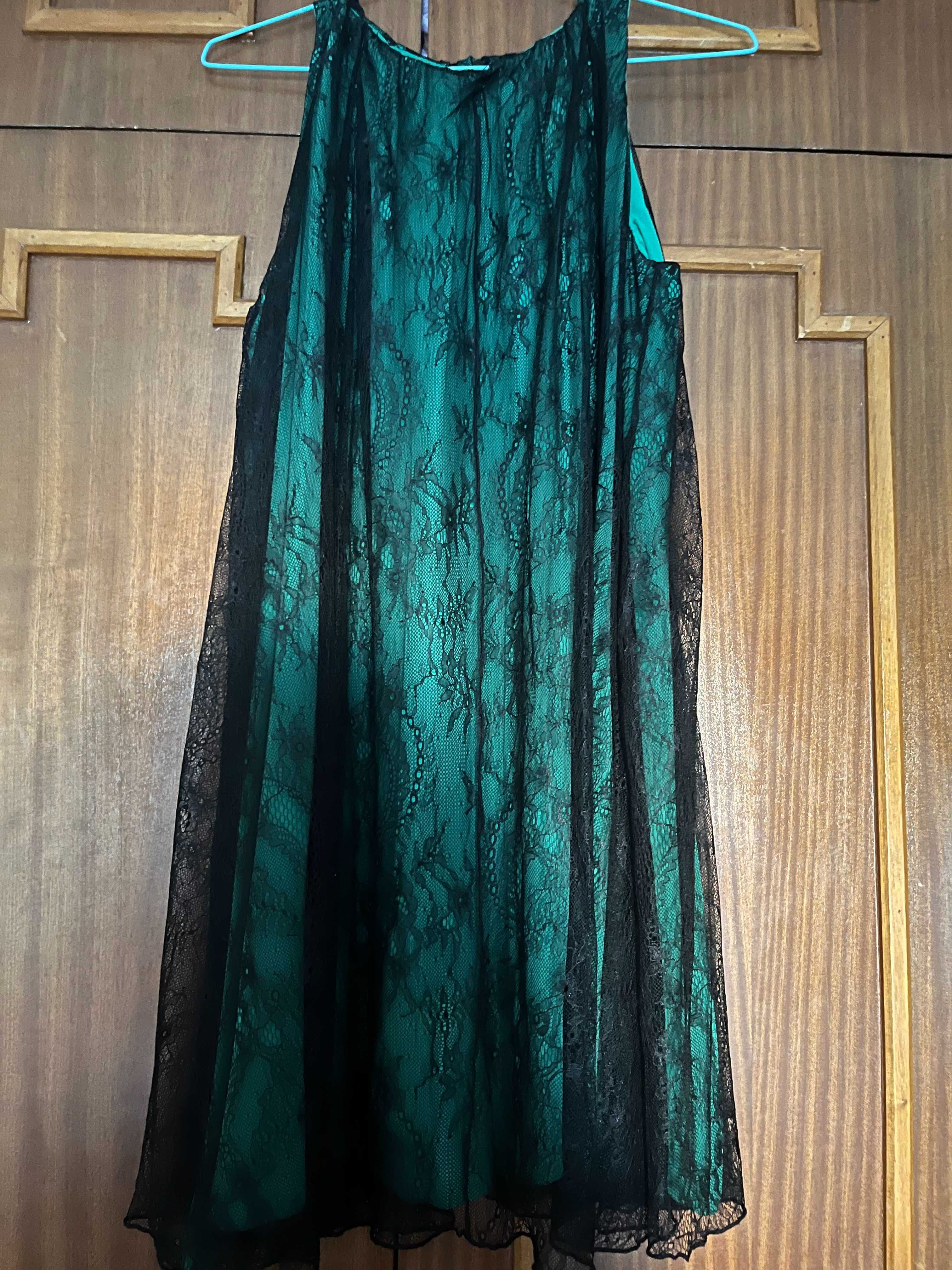 Vestido Renda Tom Verde e Preto Novo Muito Bonito