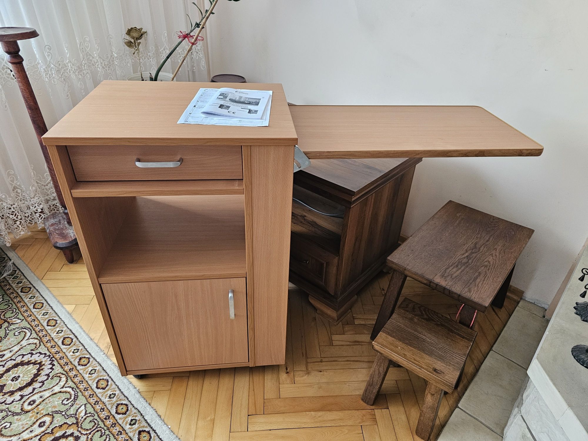 Szafka przyłóżkowa Elbur Rubens 1. Prawie nowa. Stan idealny