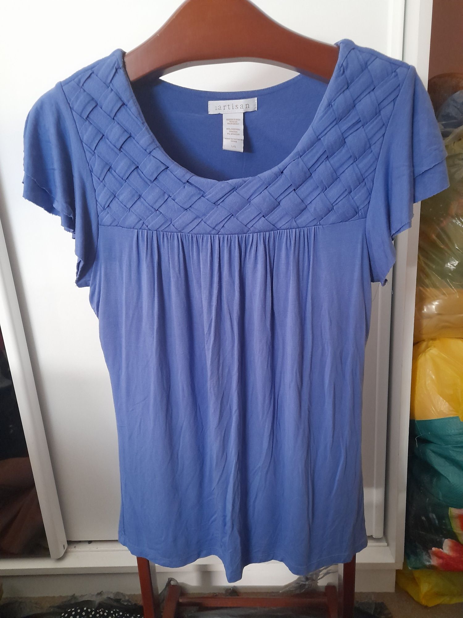 Roupa de senhora - Tamanho L
