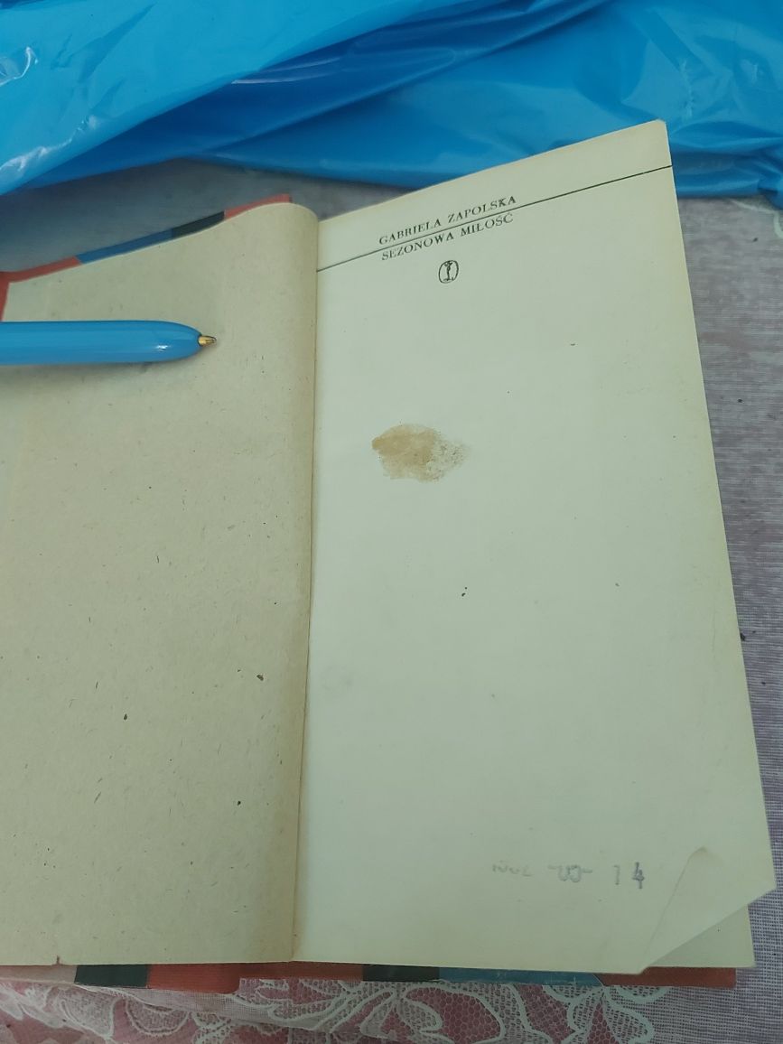 Książka Sezonowa Miłość 1980rok
