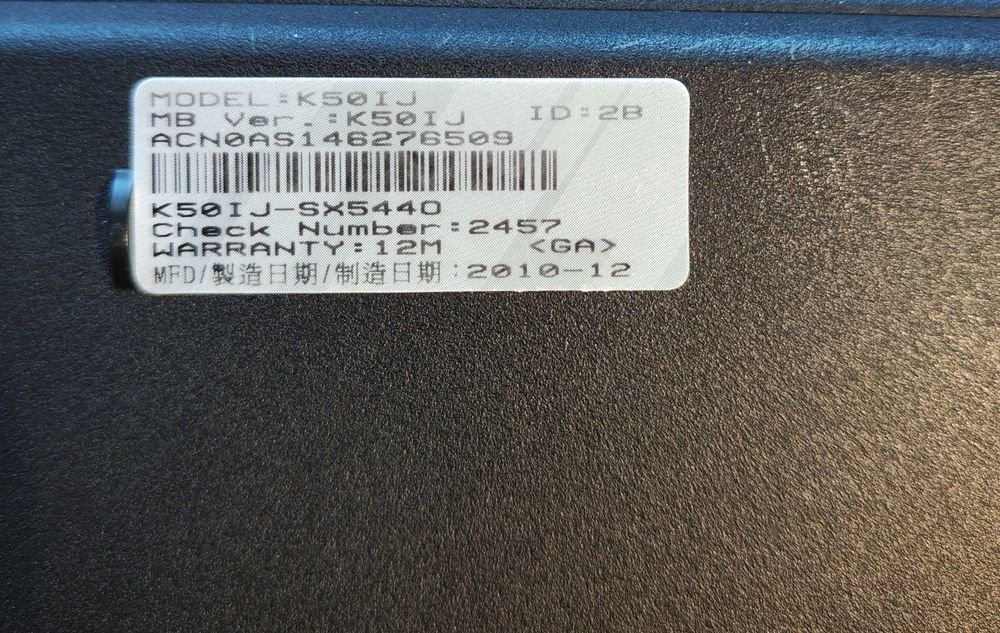 Продам ноутбук Asus K50IJ в гарному стані