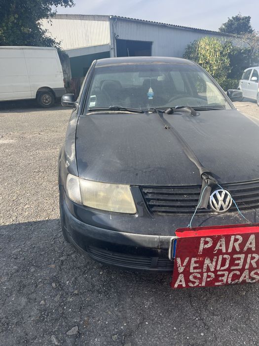 V W Passat 1.9 TDI 110 CV Ano 1999