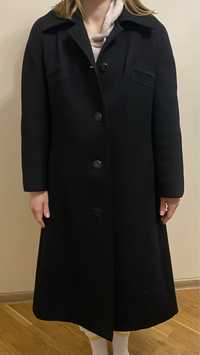 Продам жіноче пальто осінь-весна розмір 48-50 темно-синій колір