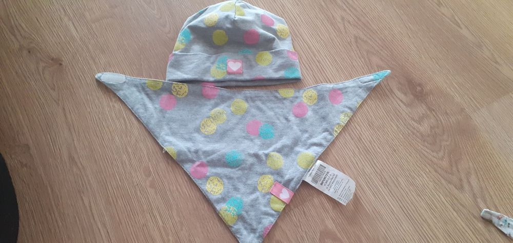 Czapka i chustka roz 74/ obwod 40