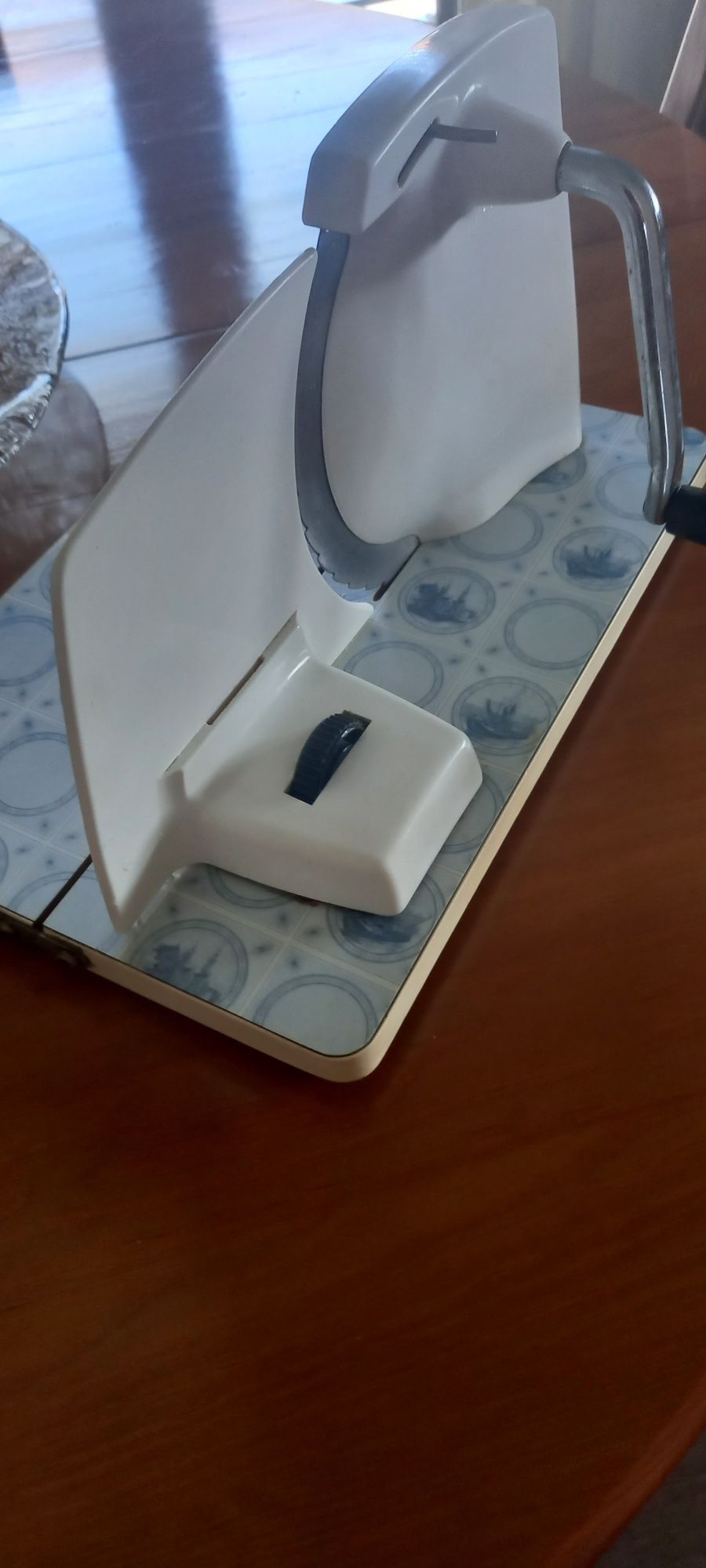 Fiambreira manual