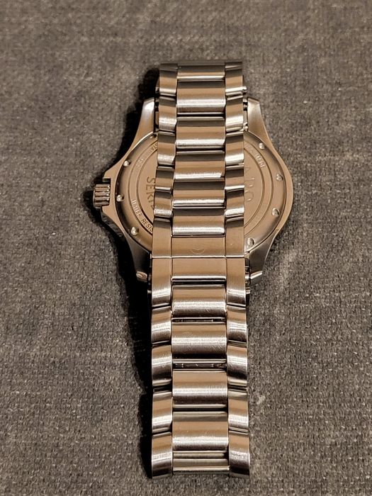 MOVADO series 800 Piękny Diver w stali stan bdb pełen komplet WR200