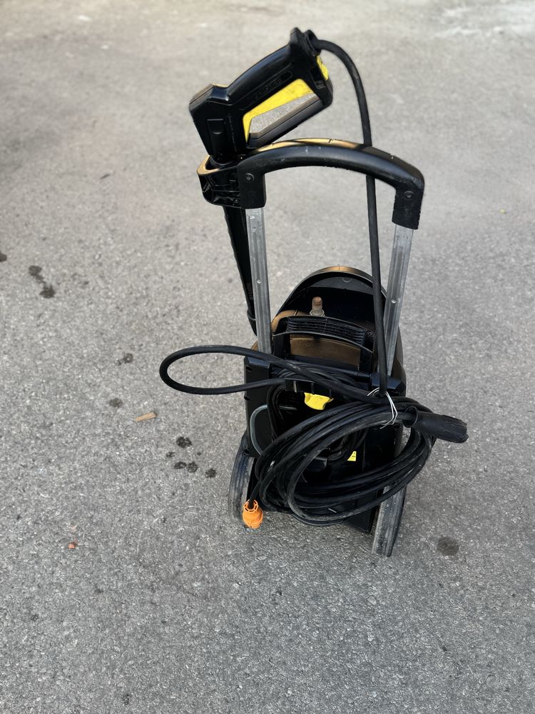 Мийка високого тиску Karcher Professional HD6/15