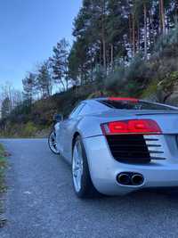 Audi R8 FSI V8 Imaculado