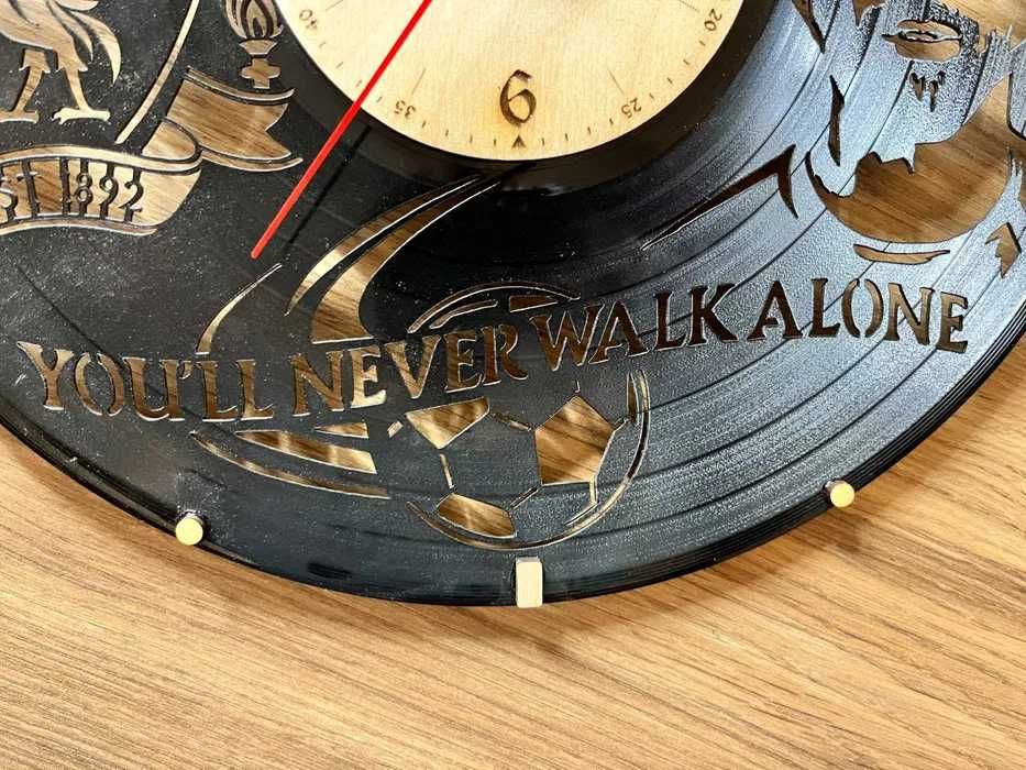 Zegar ścienny płyta winylowa Liverpool FC