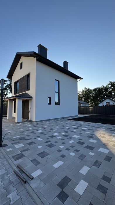 Готовый дом на против парка Дубки. Газ и центральные коммуникации