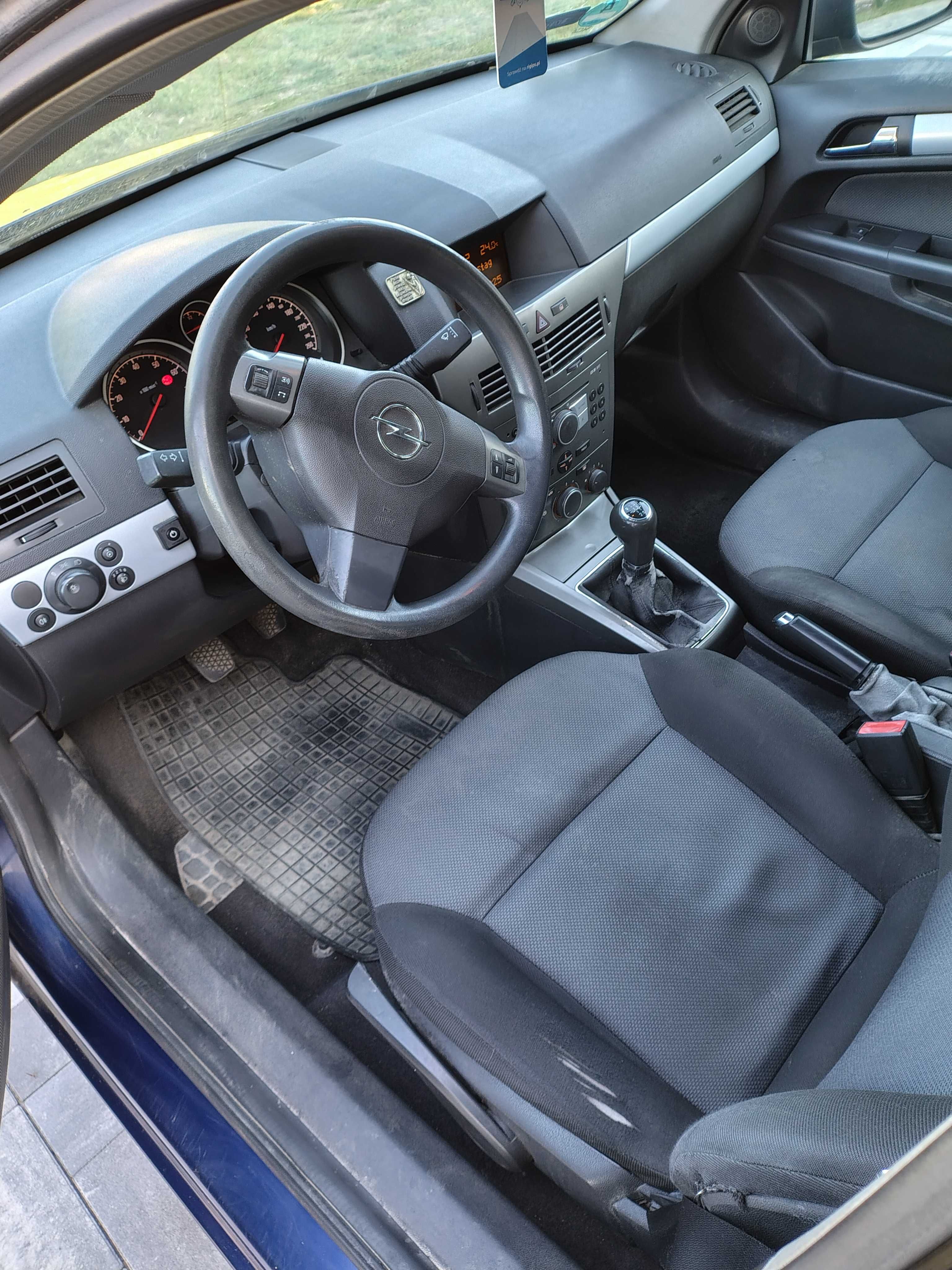 Opel Astra H 1,6 Benzyna+LPG stan silnika bdb