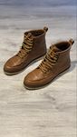 Buty Tommy Hilfiger oryginalne, stan bardzo dobry 42 rozmiar. skórzane