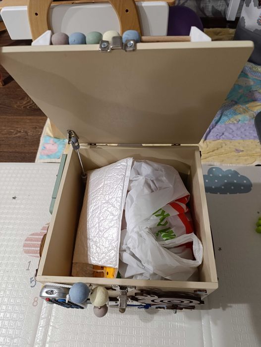 Бізікуб дитячий зі зберіганням