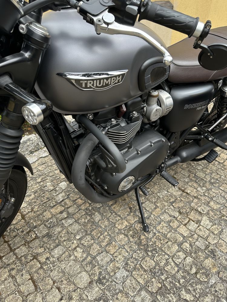 Triumph t120 bonneville