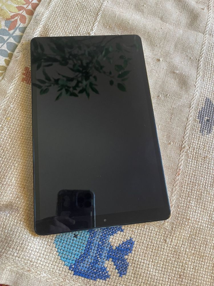 Tablet Samsung A SM-T510