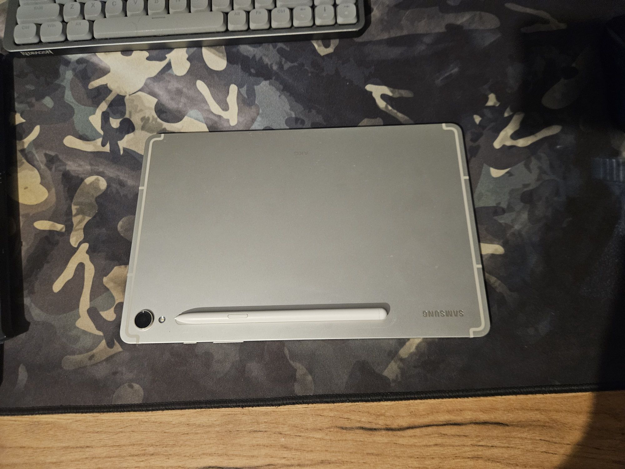 Samsung galaxy tab s9 12/256 + etui oryginał samsung
