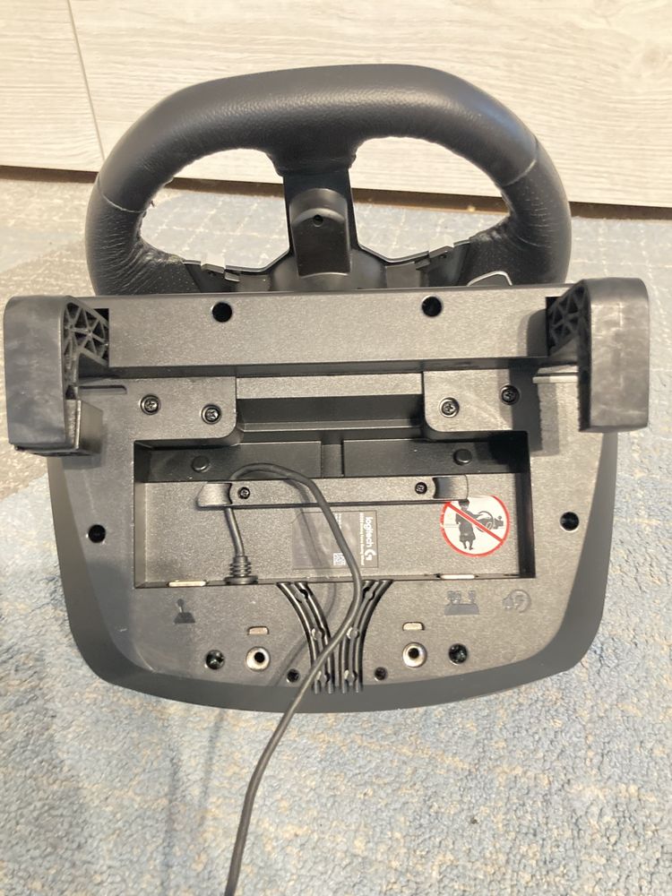 Kierownica Logitech g920 + pedały [logitech,fanatec,moza]