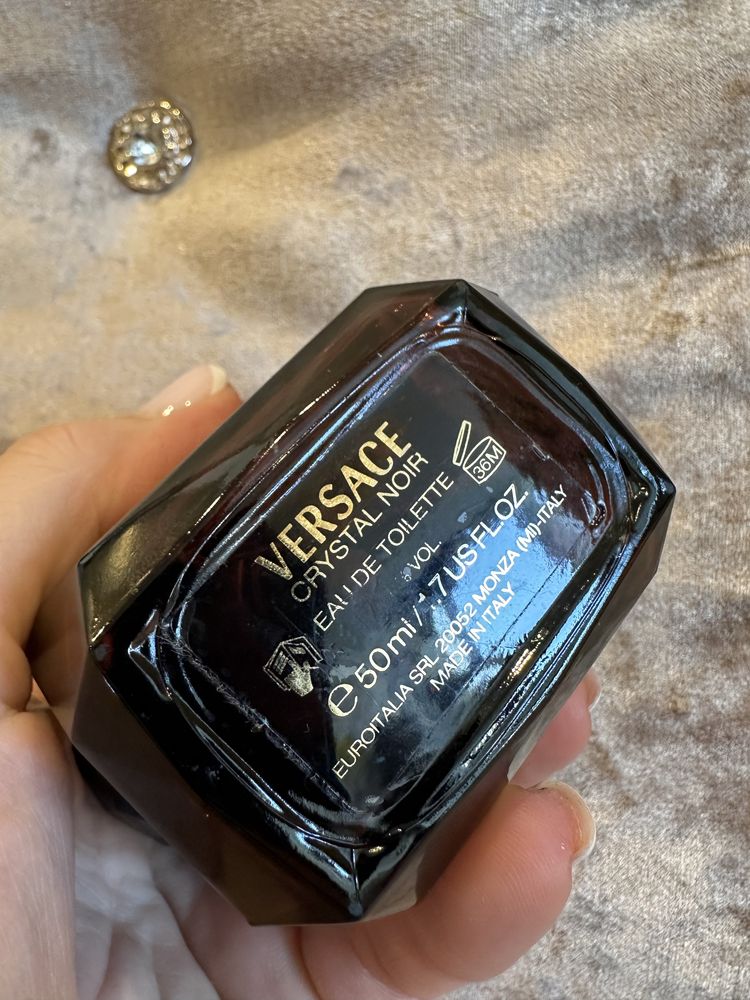 Продам оригинал духи  Versace cristal noir 50 ml