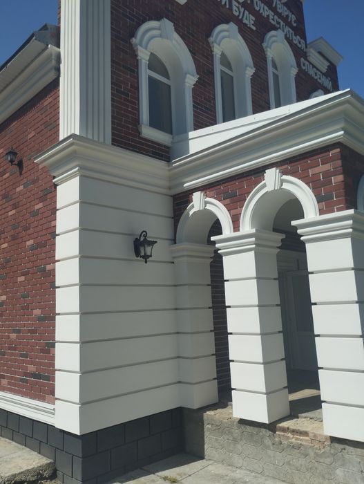 Фасадний декор# Карнизи для фасаду