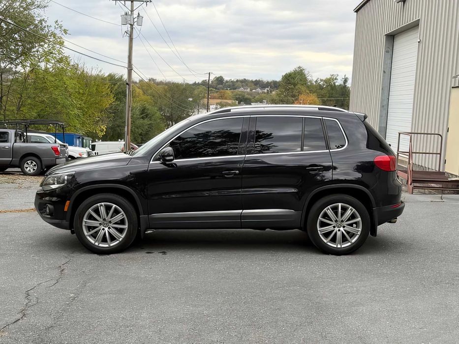 Volkswagen Tiguan      2015