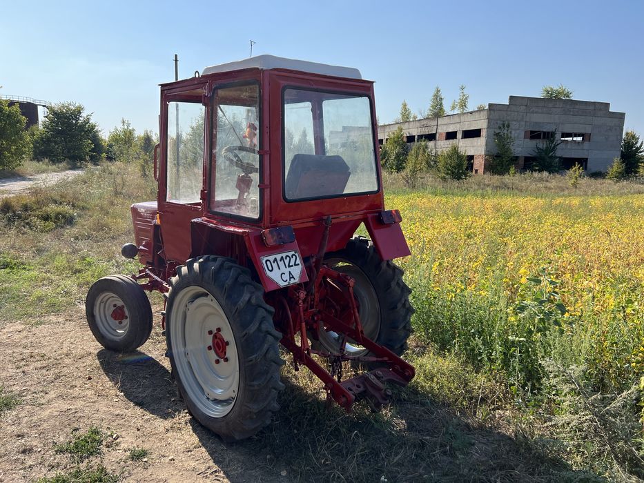 Продам трактор т 25