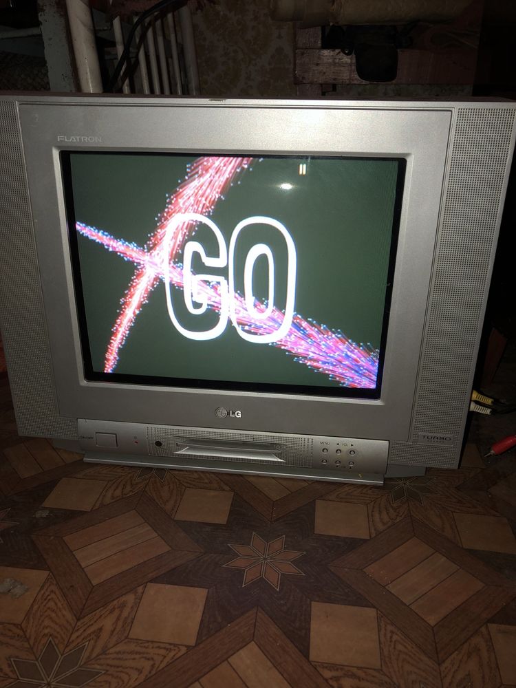 Телевизор LG FLATRON