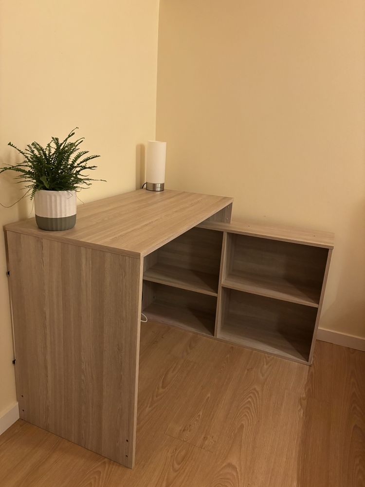 Secretaria/ manicure
