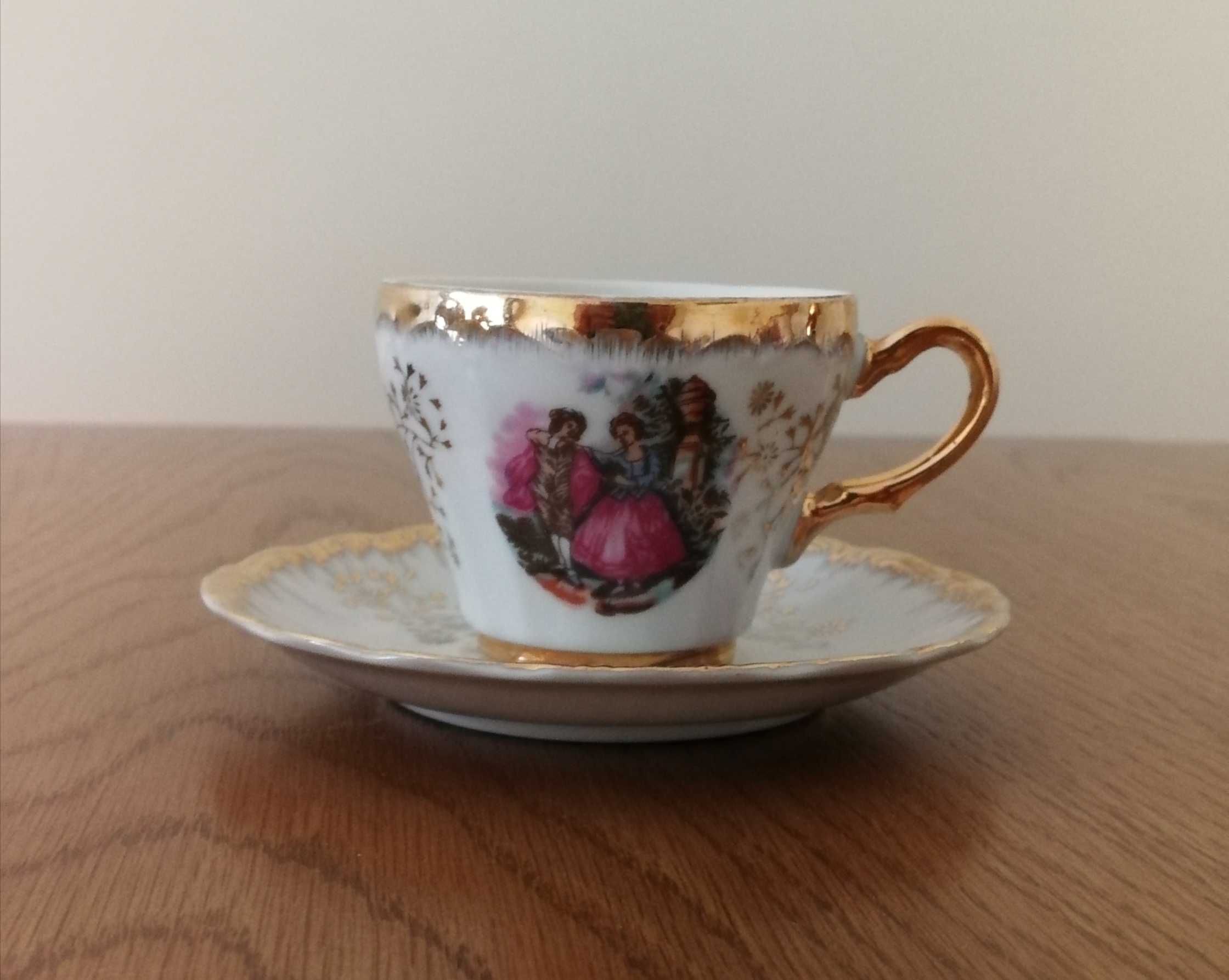 Serwis kawowy – zestaw – japońska porcelana – dzbanek z pozytwką