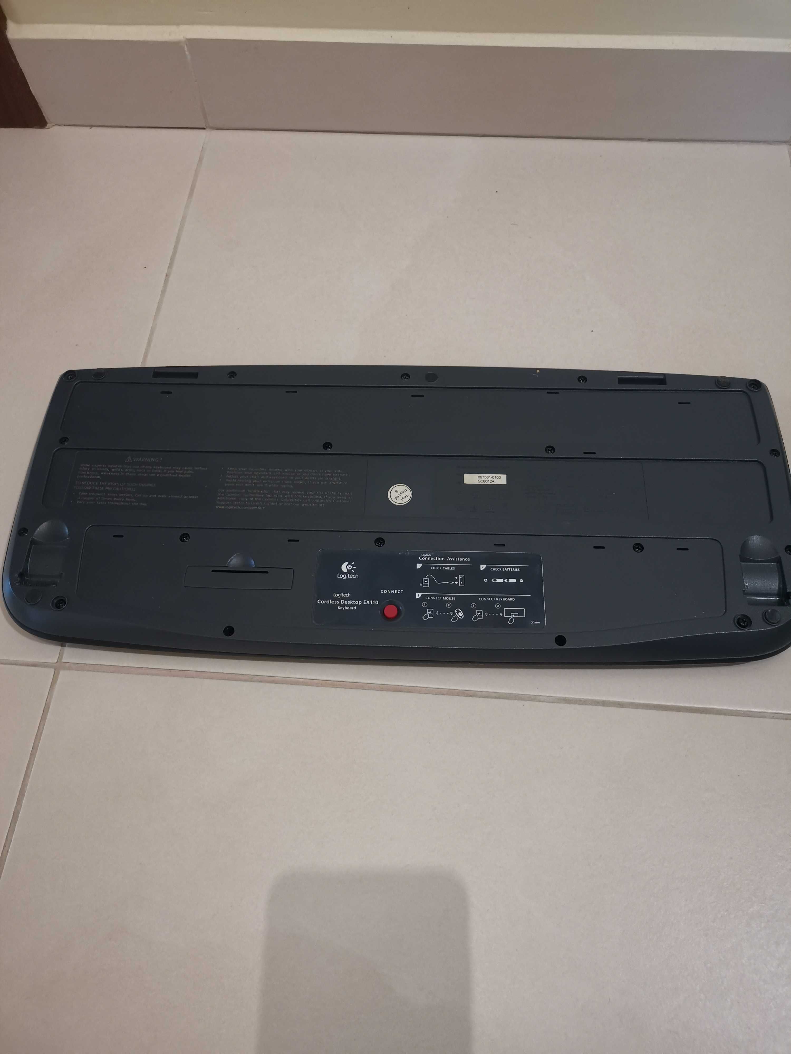Klawiatura Logitech z myszą