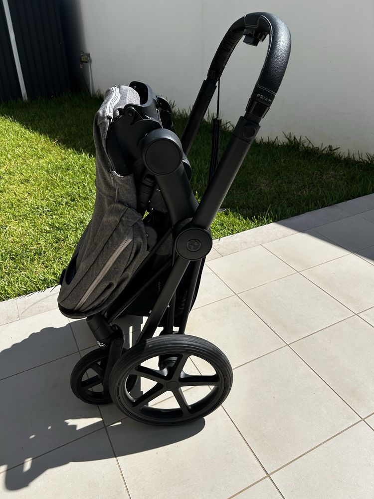 Carrinho de bebe Cybex Platinum ePriam cinza escuro