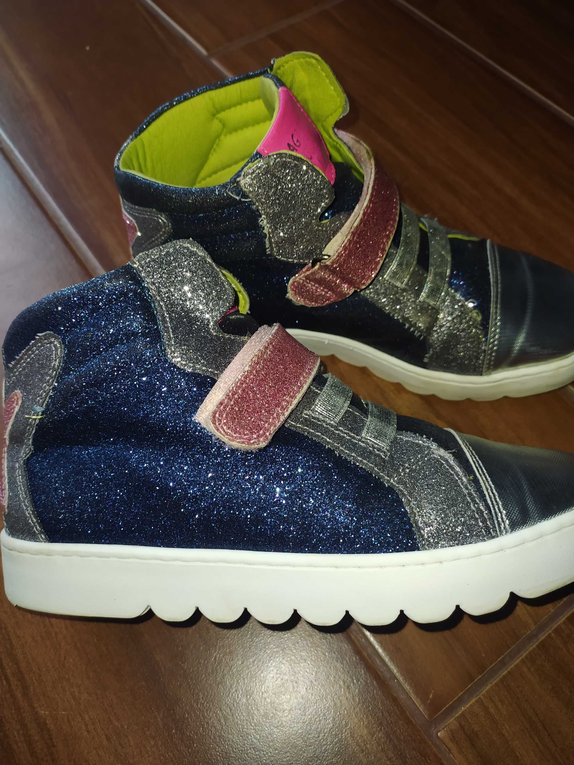 Buty wysokie Agatha Ruiz de la Prada sneakersy r 33 brokat srebrne