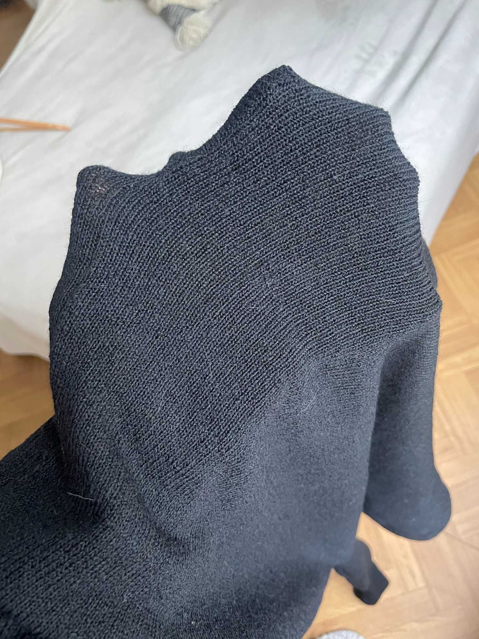 H&M sweter czarny z golfem golf długi obszerny oversize wełna L 40