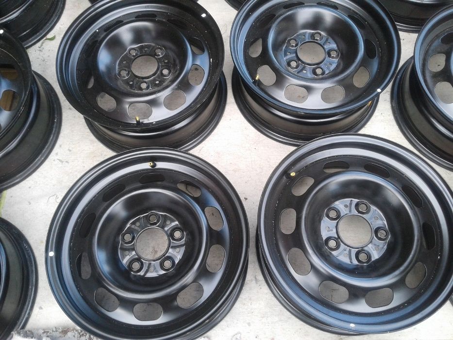 4 Nowe Felgi Stalowe Oryginalne BMW 3 F30 F31 7Jx16H2 IS31 ET31 5x120