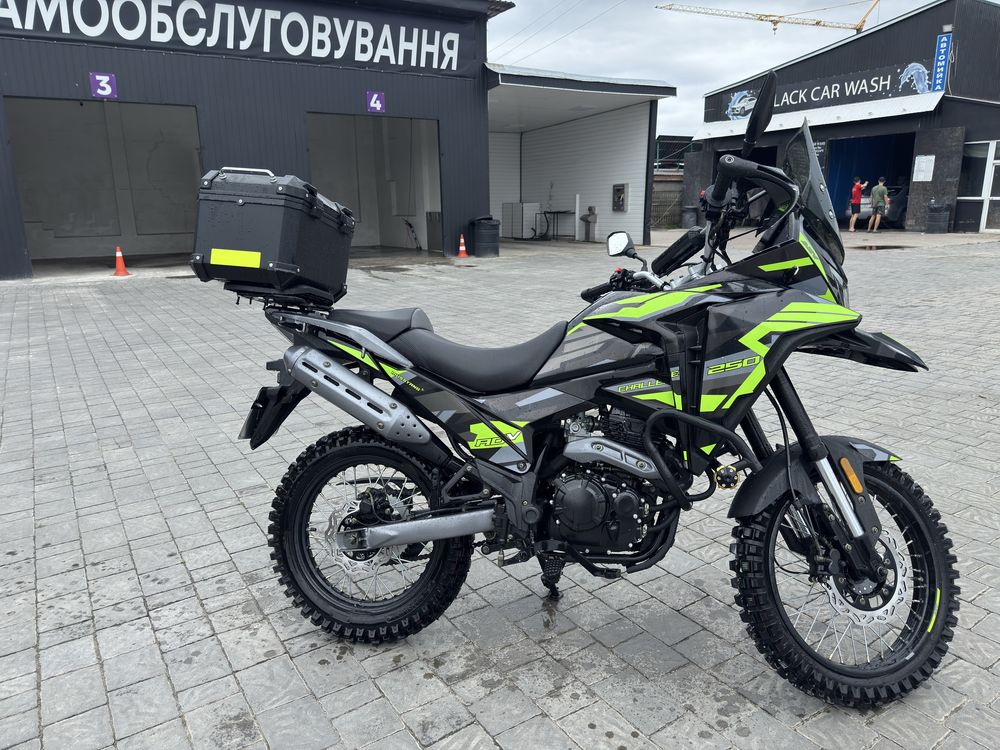 Musstang CHALLENGE ADV 250