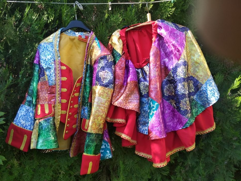 Чудовий костюм наряд клоуна