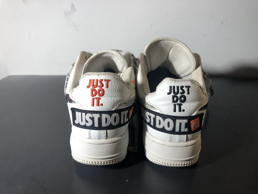 Tênis Nike Air Force 1 Low '07 Just Do It (semi novo)