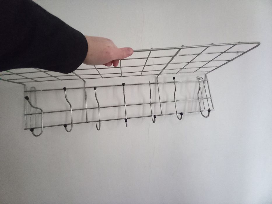 Продам вішалки бв