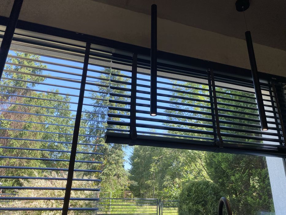 Żaluzja aluminiowa 50 mm   2 szt. x 1422x1100mm,