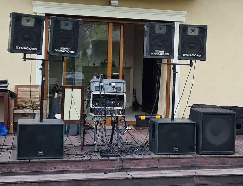 4 kolumny  Dynacord  FE 12.2  - pokrowce, gniazda katowe Adam Hall