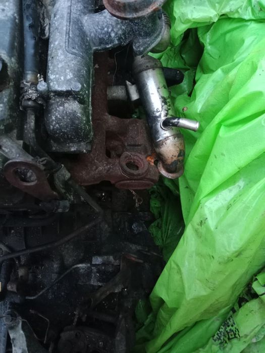 Продам двигатель с коробкой на форд транзит Коннект 1.8 дизель