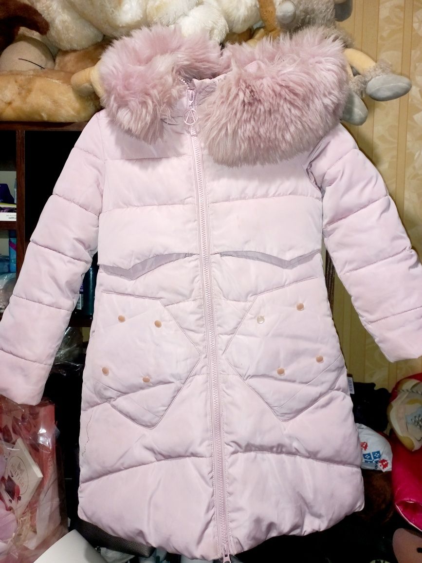 Пальто на девочку,kiko,122 см, продам, обмен