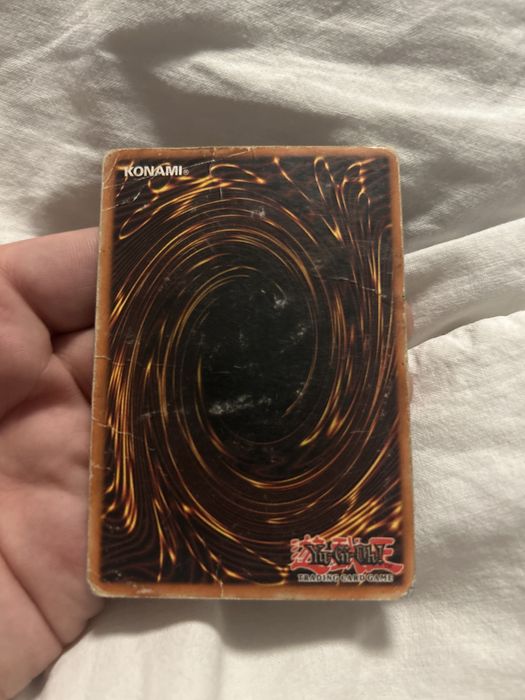 Dragao Branco de Olhos Azuis yu-gi-oh